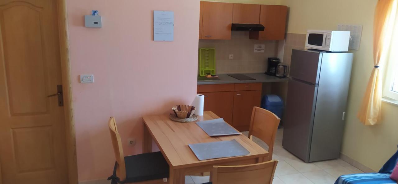 Apartments Ivka Omiš Extérieur photo