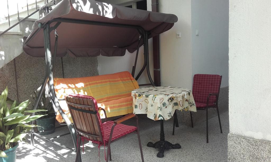 Apartments Ivka Omiš Extérieur photo