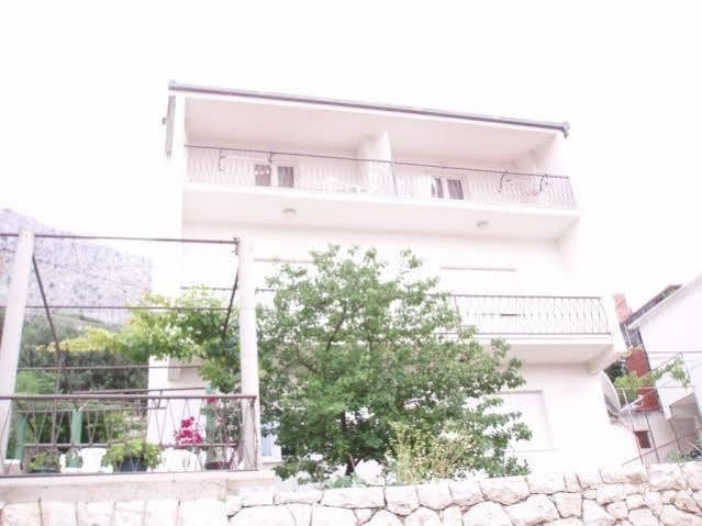 Apartments Ivka Omiš Extérieur photo
